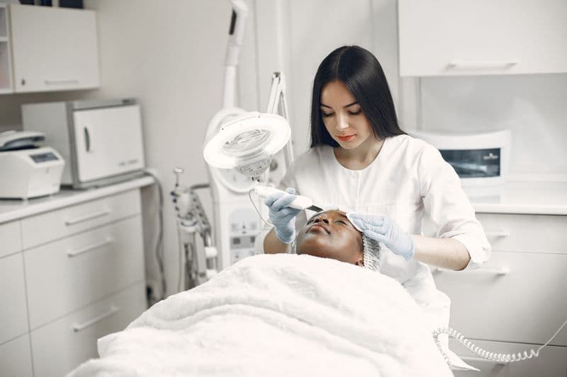 MEDIFACIALS